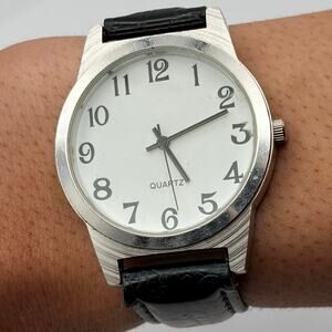 Silver & Black Retro Men’s Watch